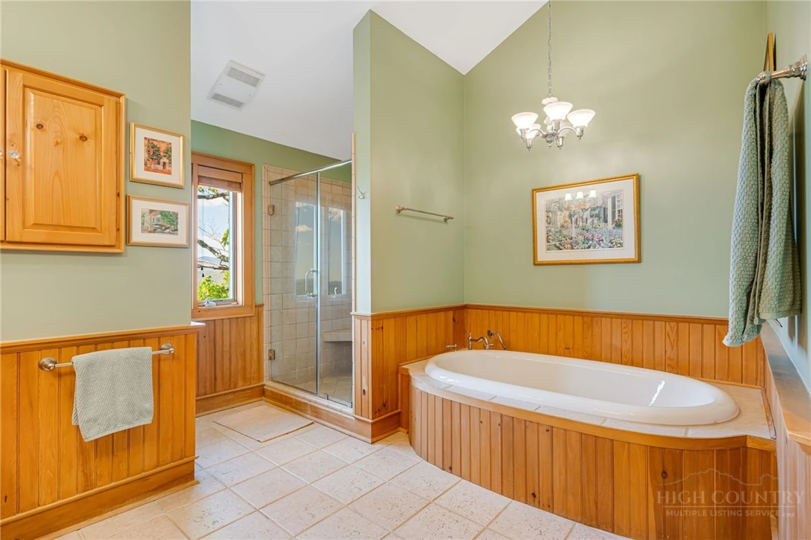 Image number 5 for the current listing