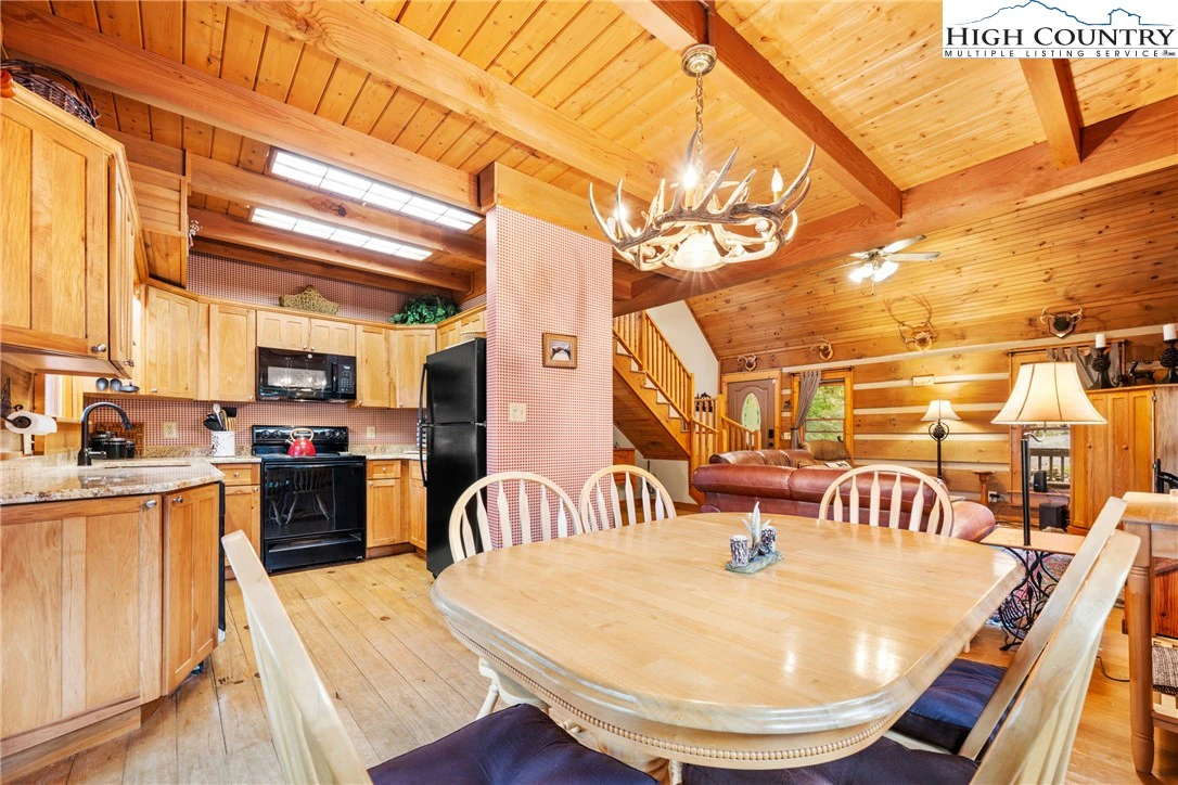 Image number 20 for the current listing