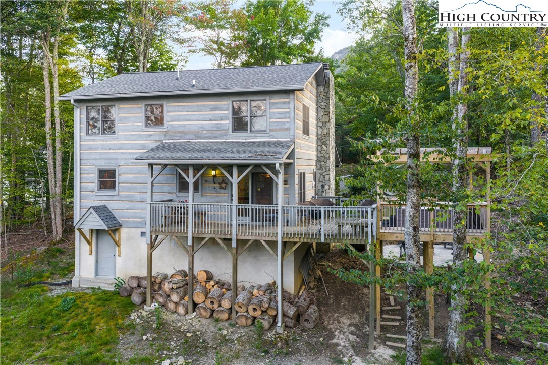 Image number 15 for the current listing