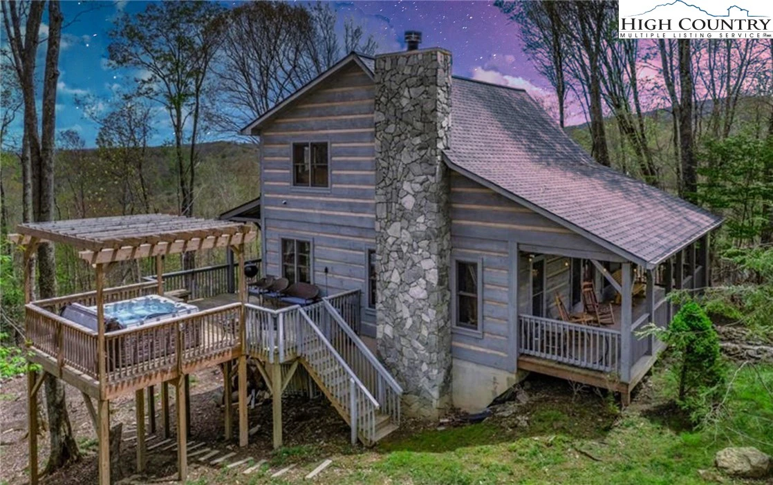 Image number 16 for the current listing
