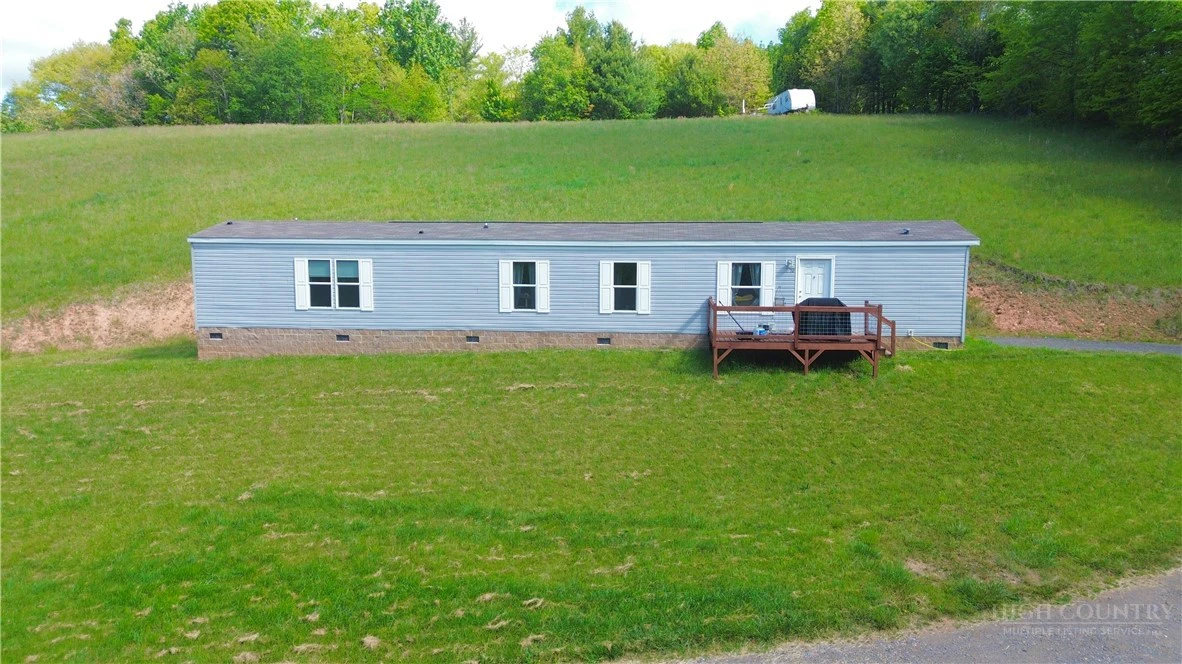 Image number 18 for the current listing