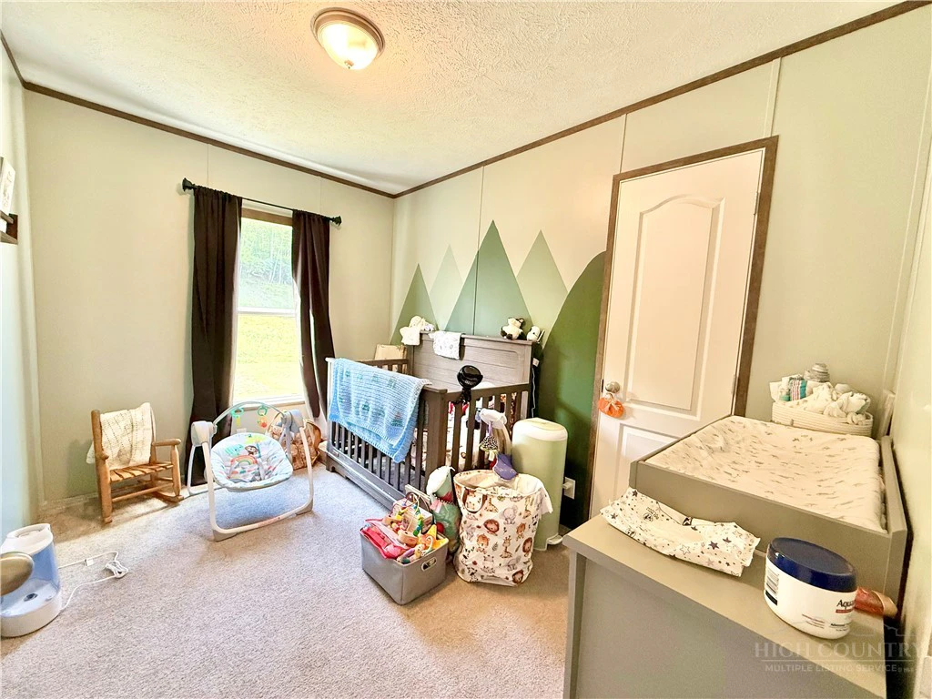 Image number 8 for the current listing