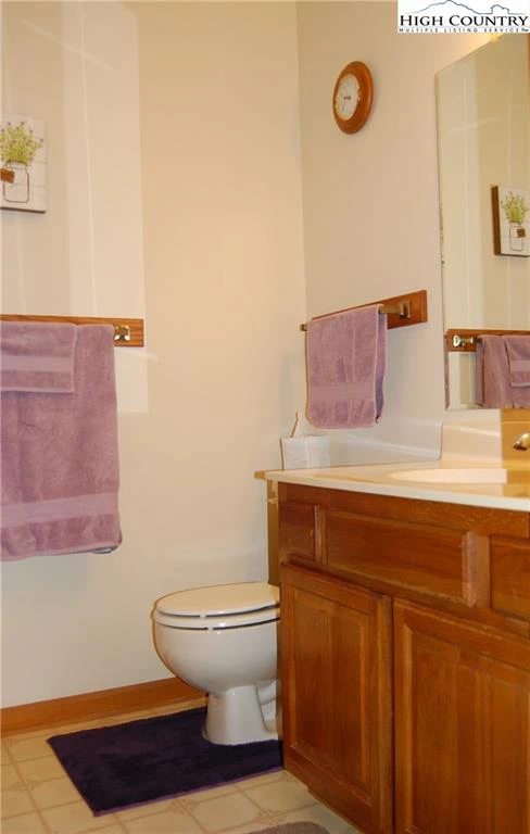 Image number 8 for the current listing
