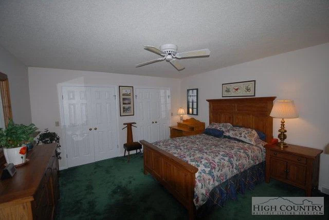 Image number 5 for the current listing