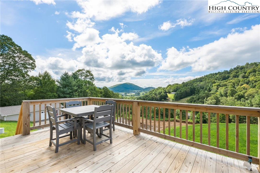 Image number 20 for the current listing