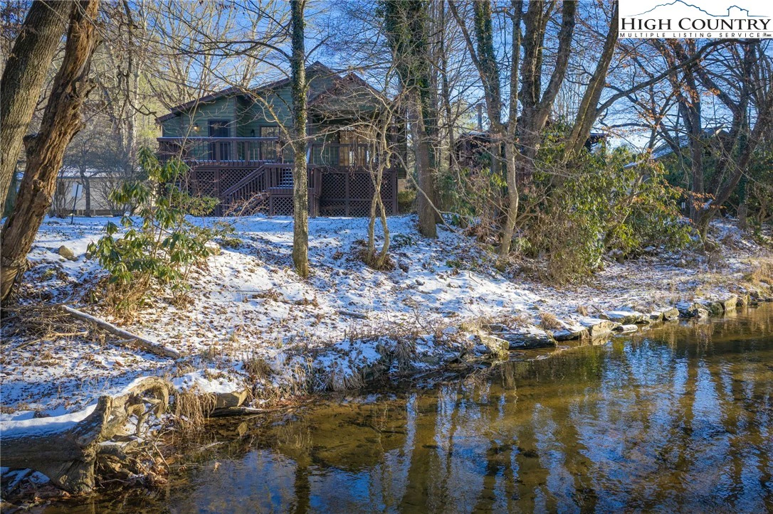 Image number 9 for the current listing