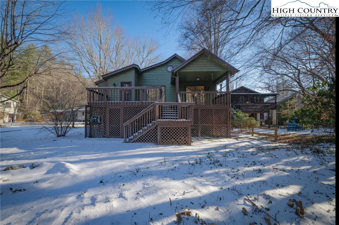 Image number 17 for the current listing