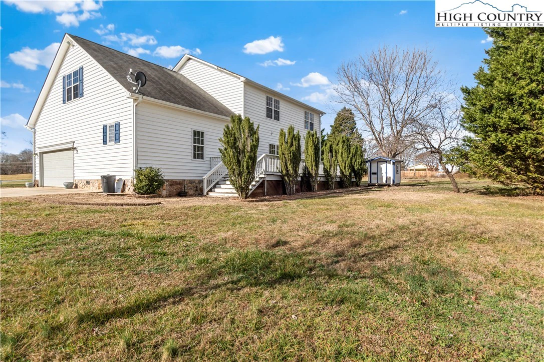 Image number 20 for the current listing