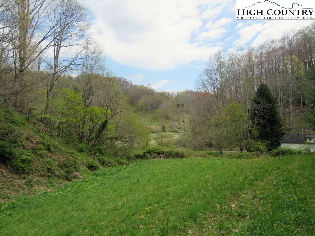 Image number 20 for the current listing