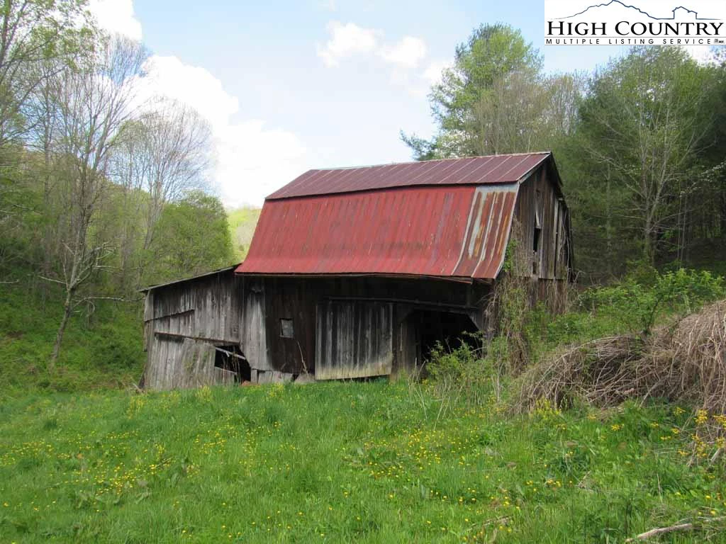 Image number 2 for the current listing