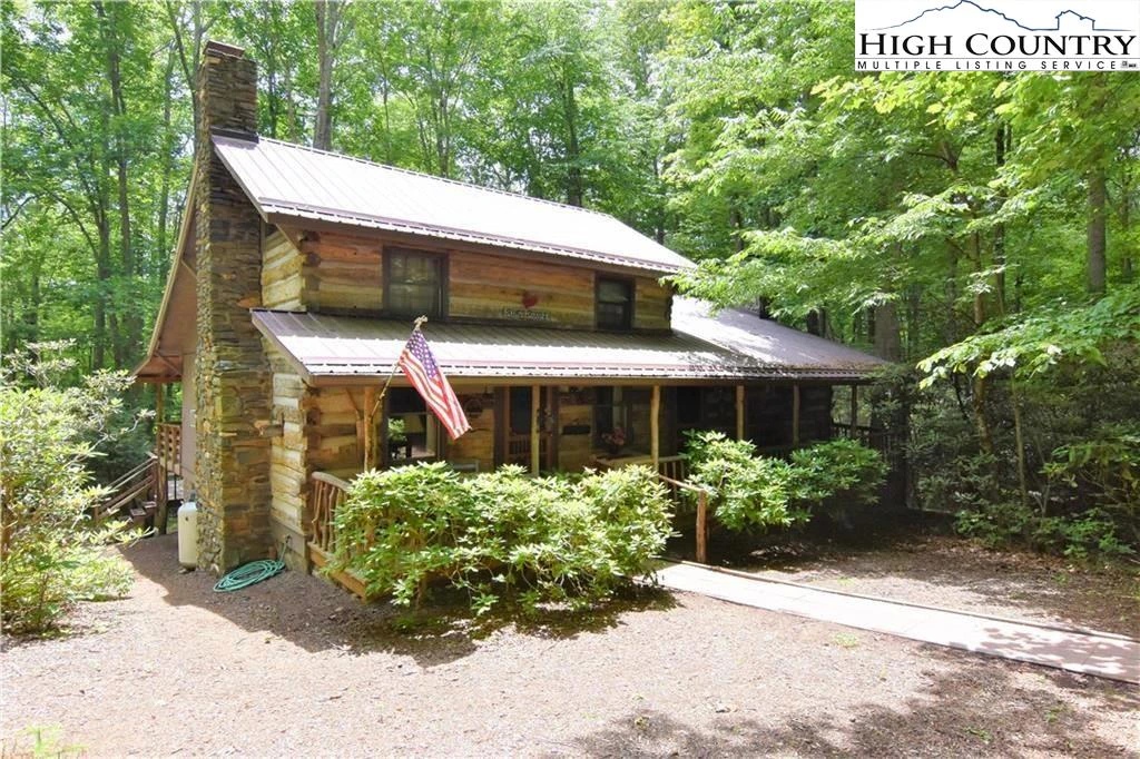 Image number 1 for the current listing