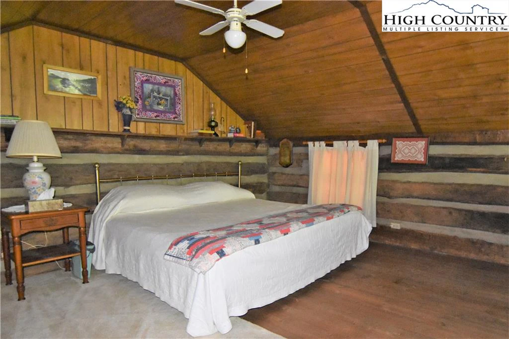 Image number 12 for the current listing