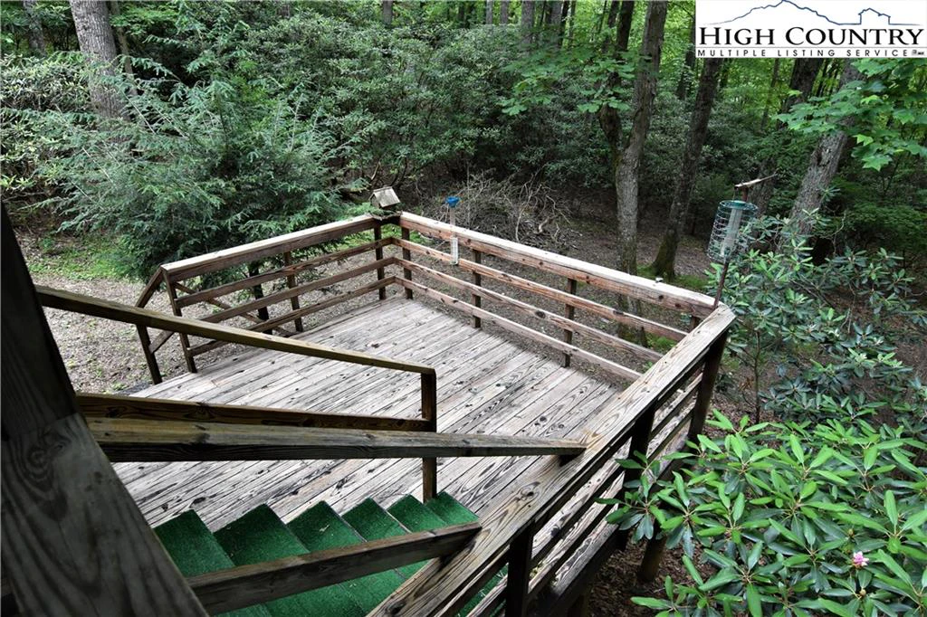 Image number 11 for the current listing