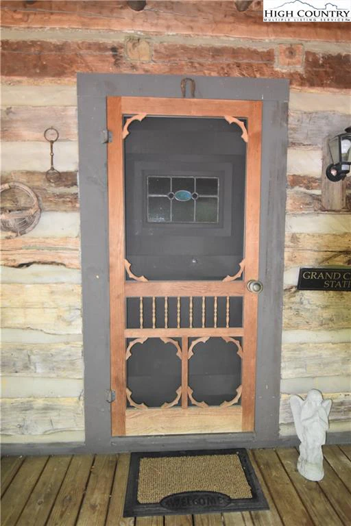 Image number 24 for the current listing