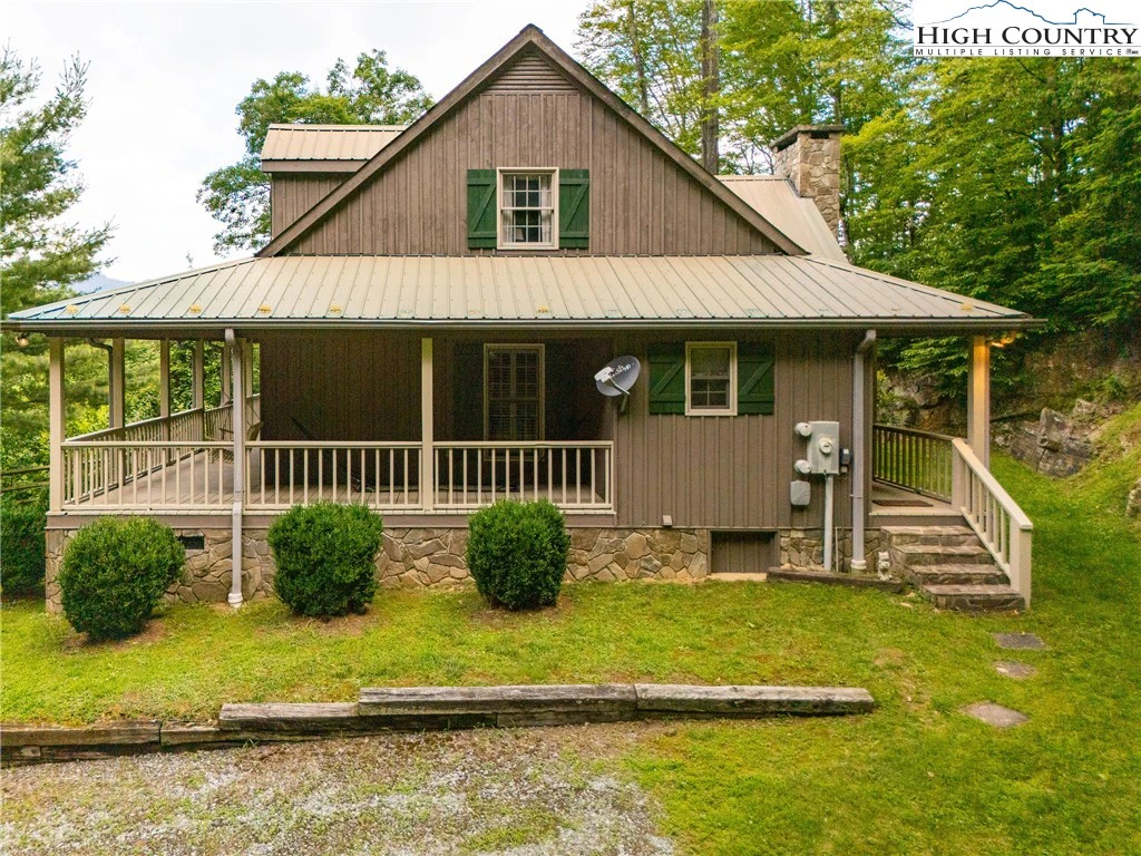 Image number 19 for the current listing