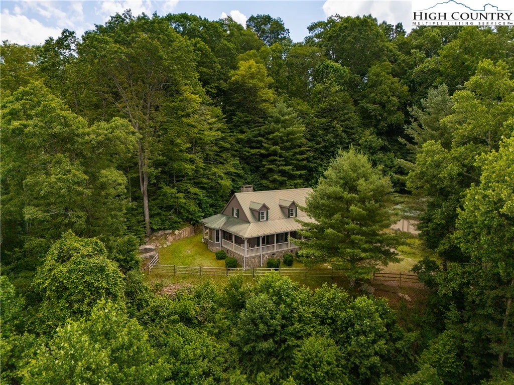 Image number 9 for the current listing