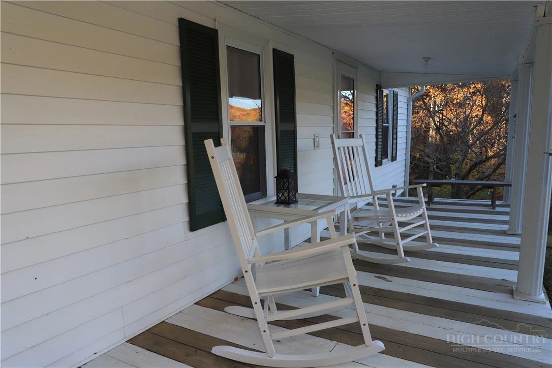 Image number 10 for the current listing