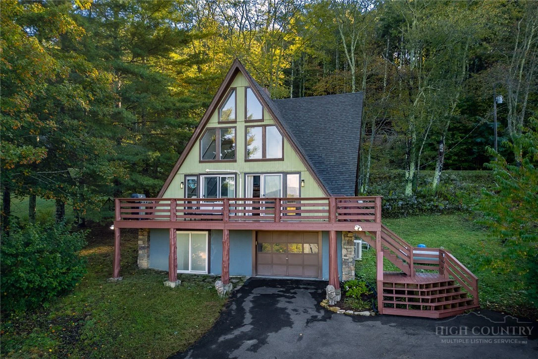 Image number 1 for the current listing
