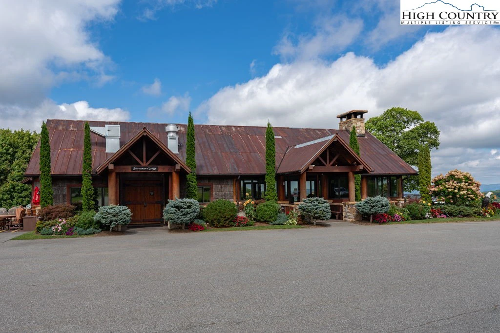 Image number 6 for the current listing