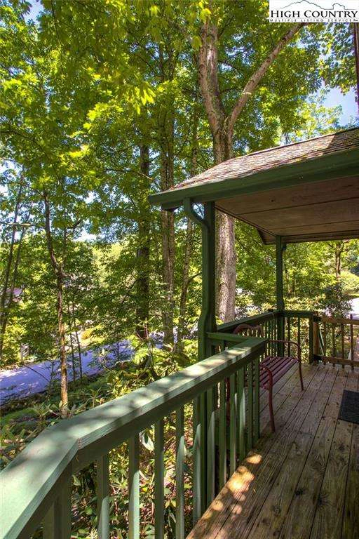 Image number 3 for the current listing