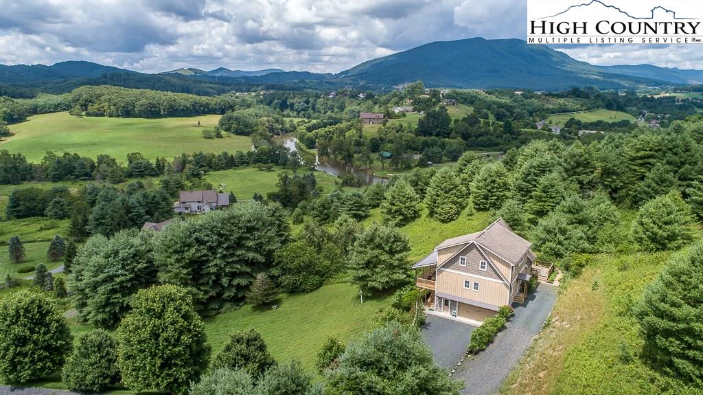 Image number 18 for the current listing
