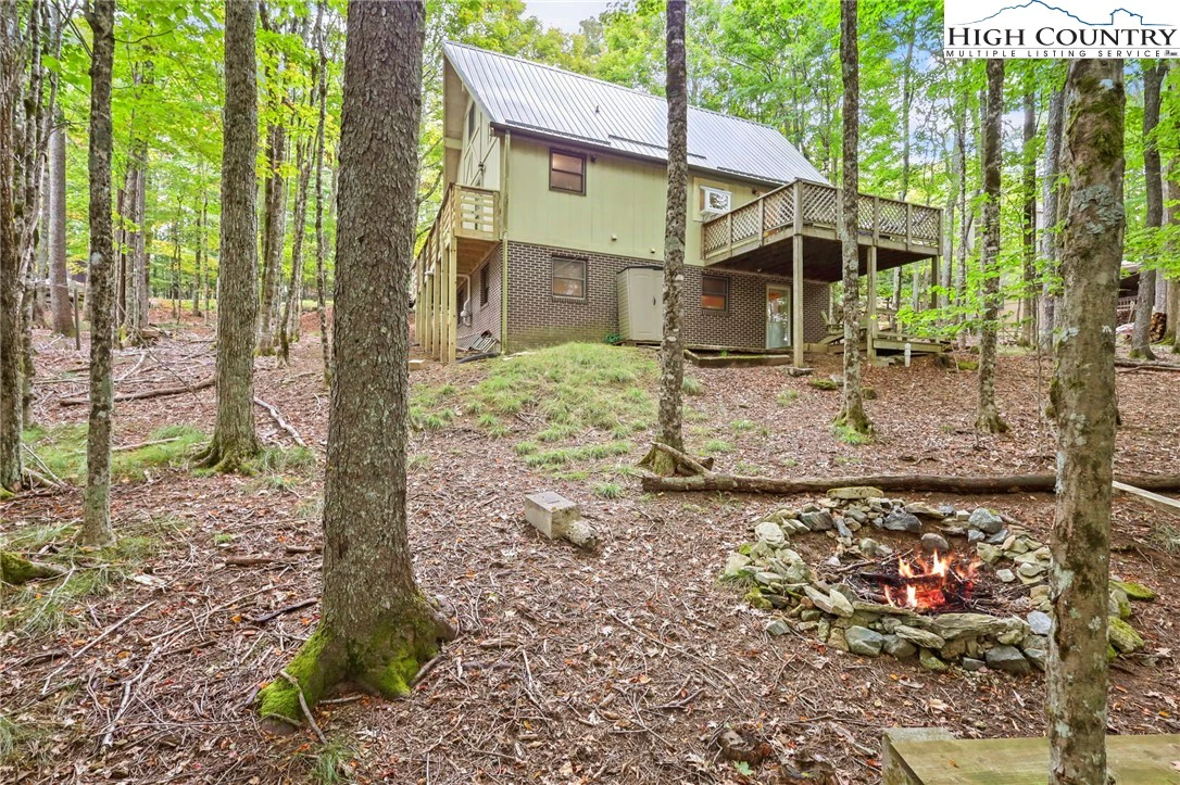 Image number 15 for the current listing