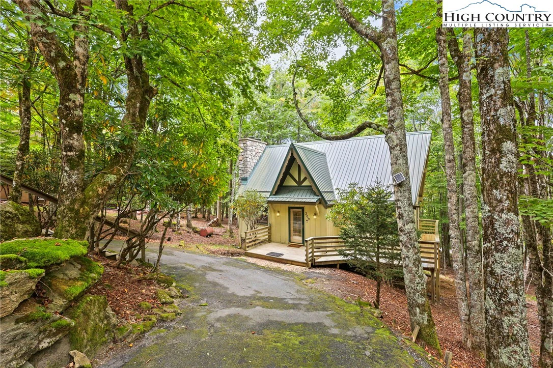 Image number 21 for the current listing