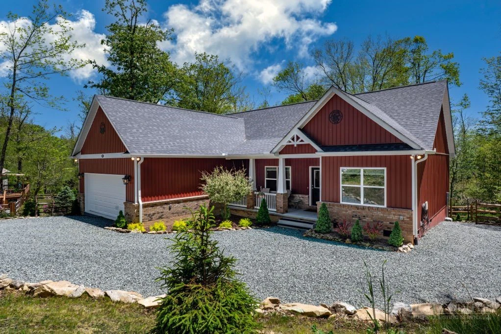 Image number 1 for the current listing