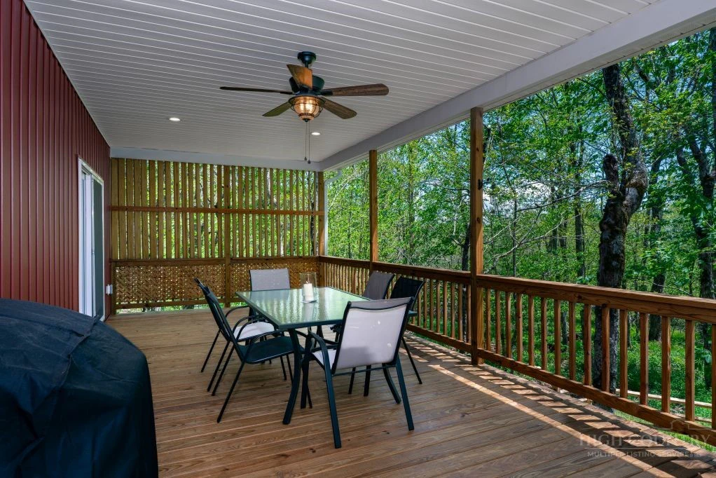 Image number 6 for the current listing