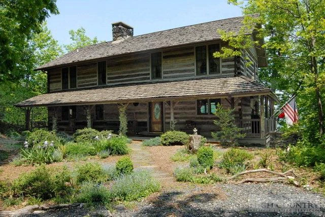 Image number 1 for the current listing