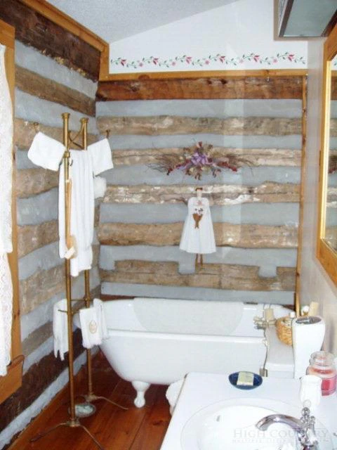 Image number 4 for the current listing