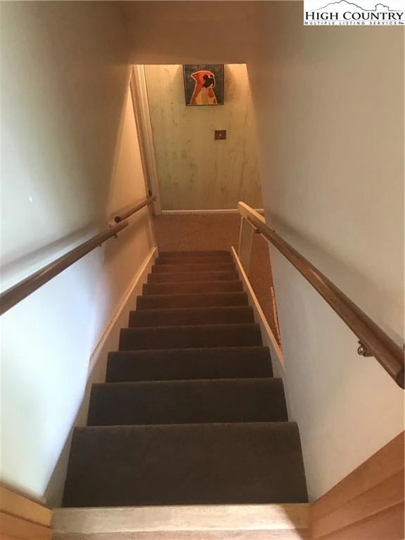 Image number 6 for the current listing