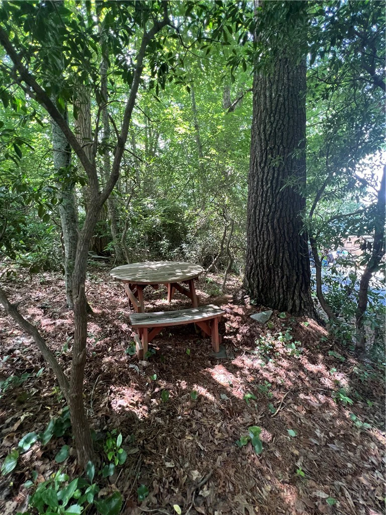 Image number 18 for the current listing