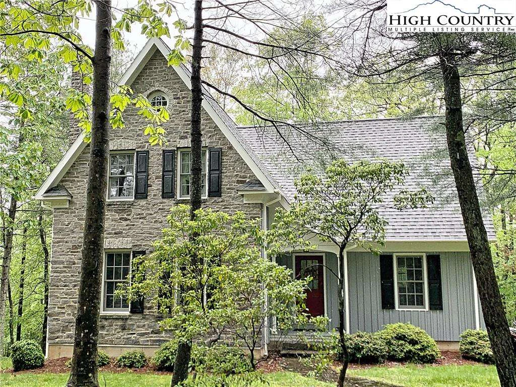 Image number 1 for the current listing