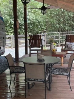Image number 4 for the current listing