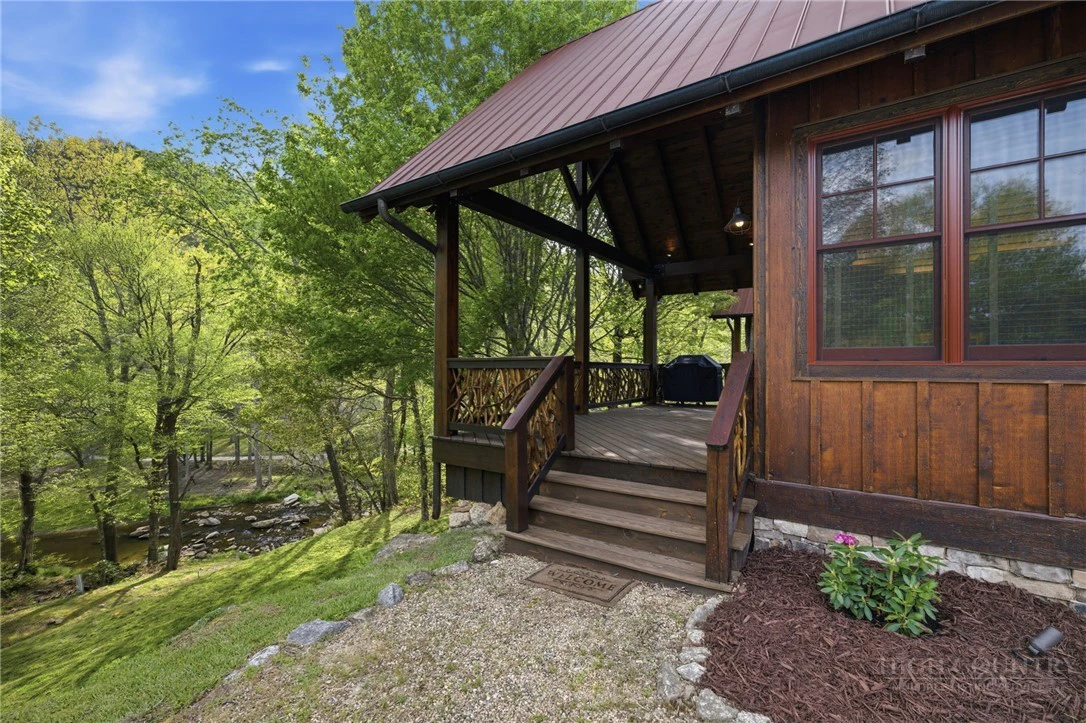 Image number 7 for the current listing