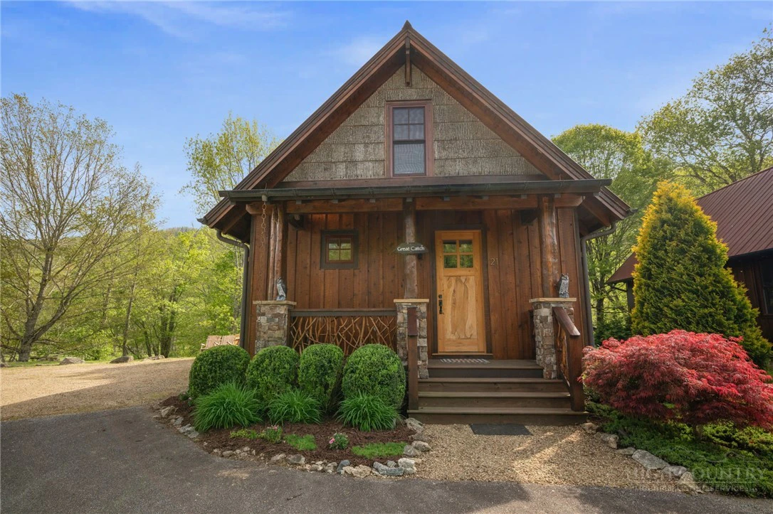 Image number 2 for the current listing