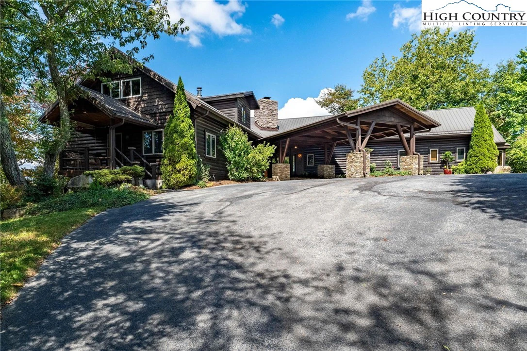 Image number 9 for the current listing