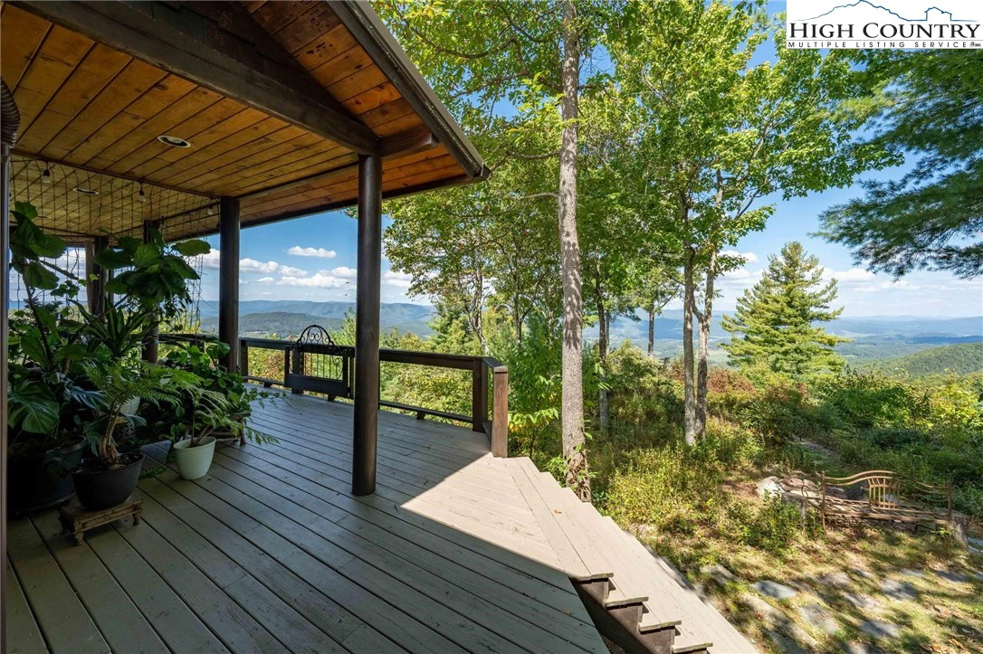 Image number 10 for the current listing