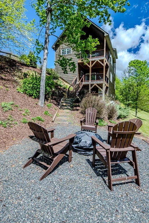 Image number 19 for the current listing