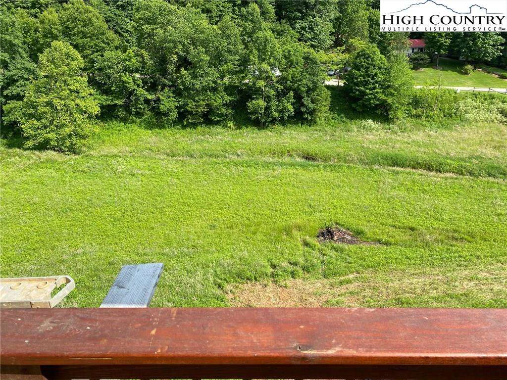 Image number 14 for the current listing