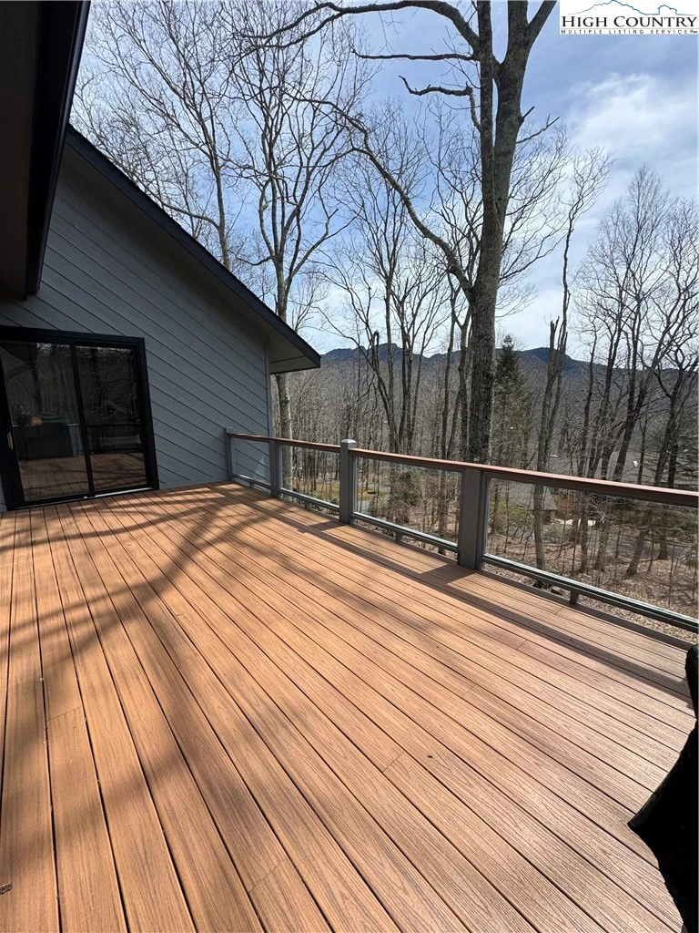 Image number 7 for the current listing