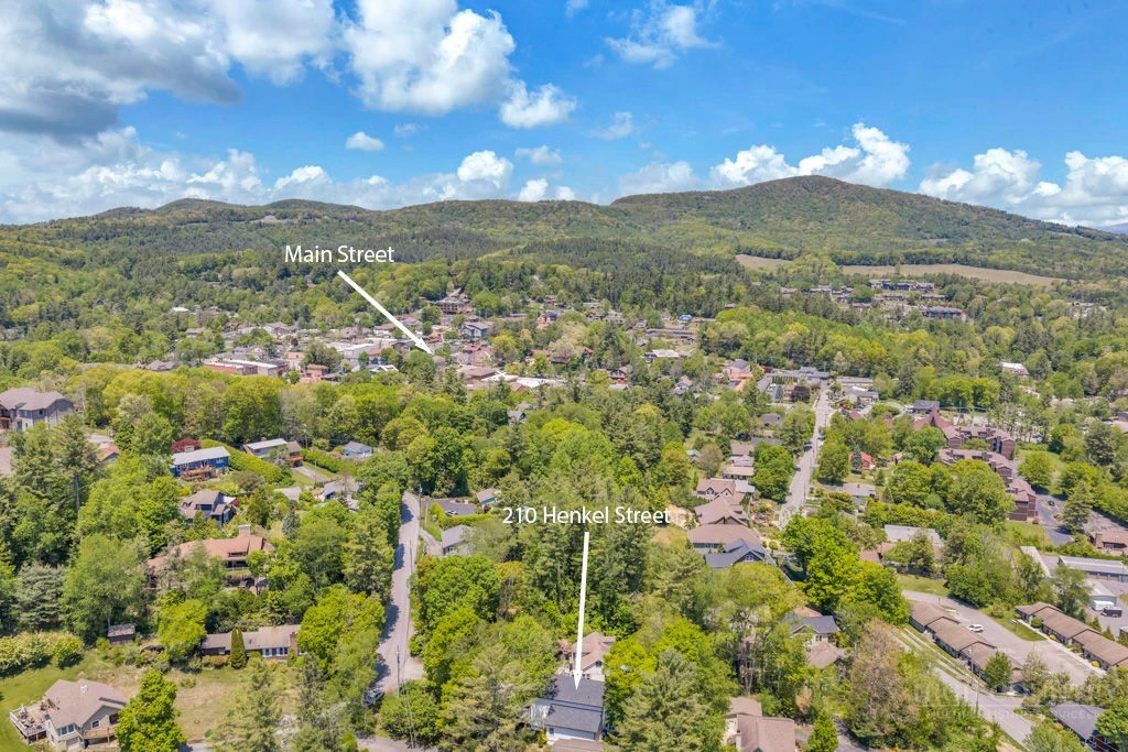 Image number 4 for the current listing