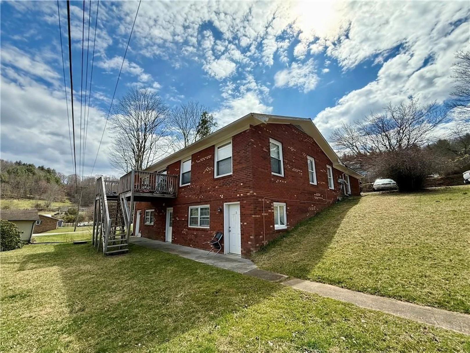 Image number 4 for the current listing