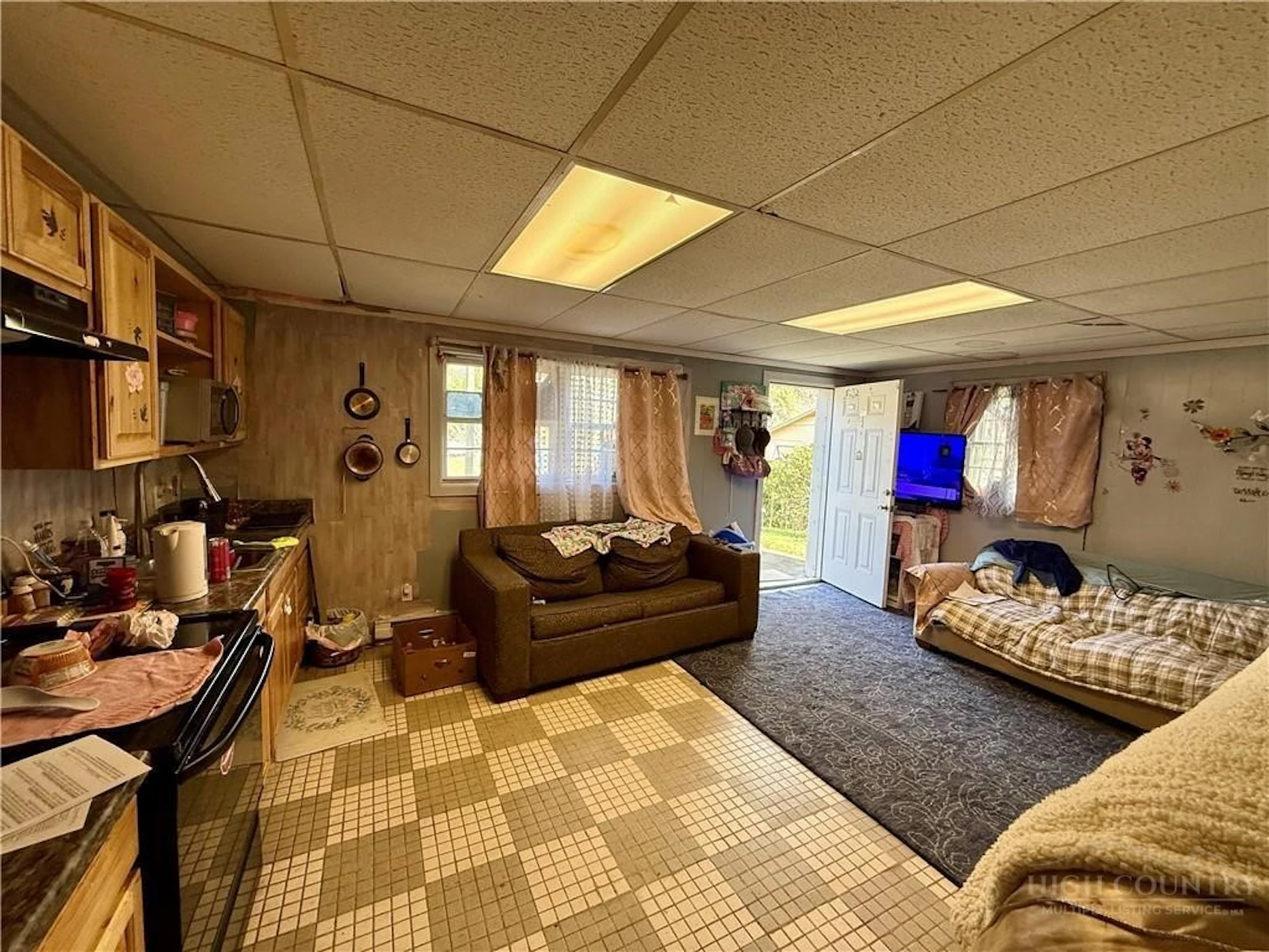 Image number 6 for the current listing