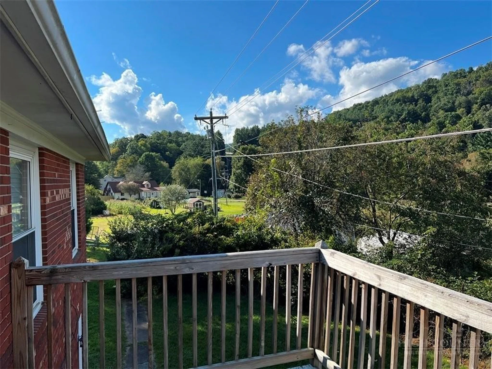 Image number 16 for the current listing