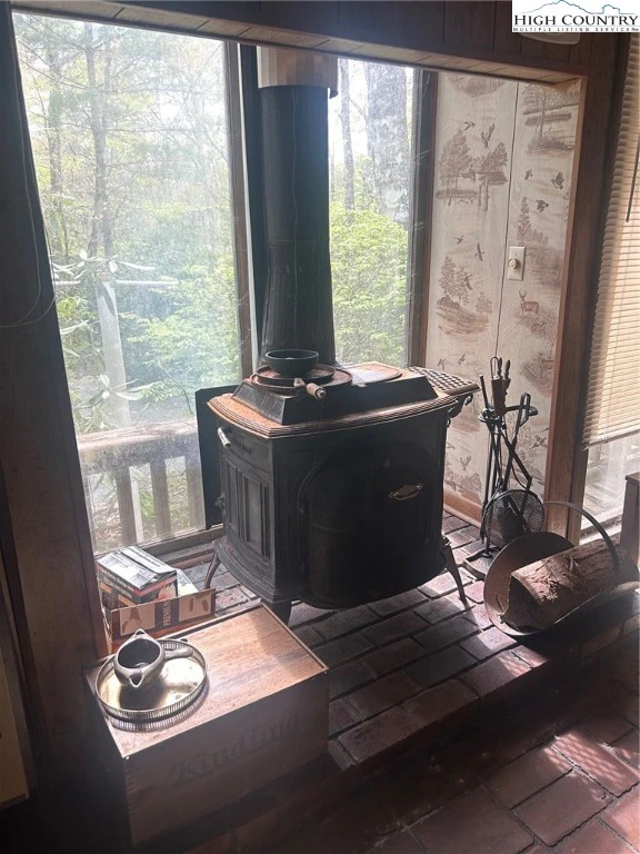 Image number 7 for the current listing