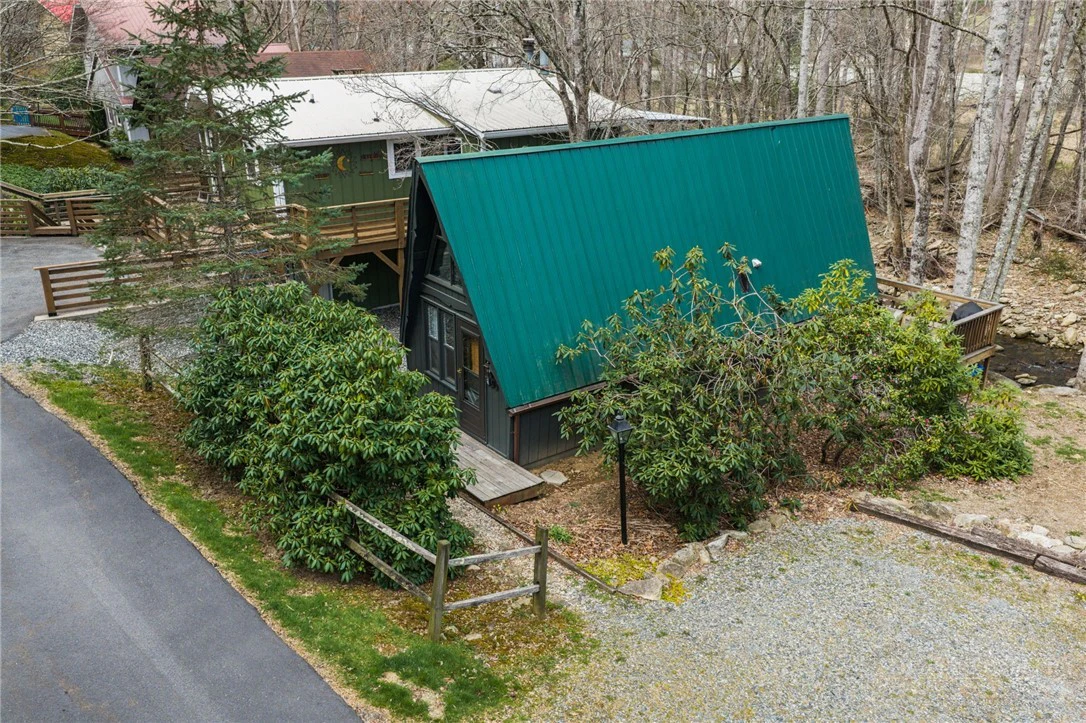 Image number 14 for the current listing