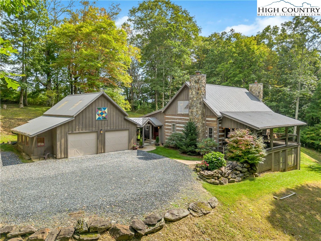 Image number 1 for the current listing