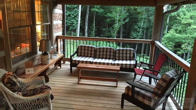 Image number 12 for the current listing